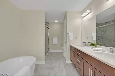 2 Maddie Ct, Woodbridge Township, NJ 07067 - Photo 42