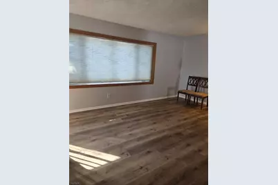 8 Andrew St, Green Brook Township, NJ 08812 - Photo 6