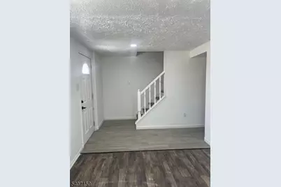 81 N Day St #12, Orange, NJ 07050 - Photo 4