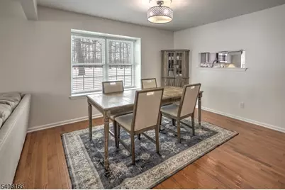 418 Hawthorne Ct, Raritan Township, NJ 08822 - Photo 6