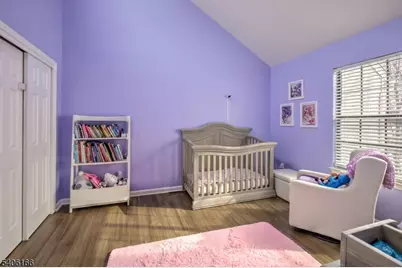 418 Hawthorne Ct, Raritan Township, NJ 08822 - Photo 18