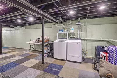 418 Hawthorne Ct, Raritan Township, NJ 08822 - Photo 22