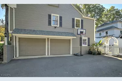 66 Canoe Brook Rd, Millburn Twp., NJ 07078 - Photo 42