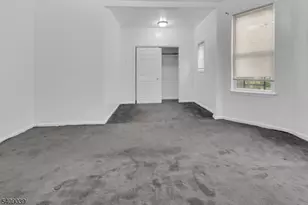 54 3rd St, Newark, NJ 07107 - Photo 12