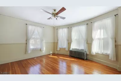 4 Sylvester St, Cranford Township, NJ 07016 - Photo 12