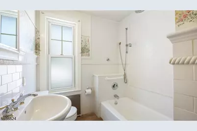 4 Sylvester St, Cranford Township, NJ 07016 - Photo 28