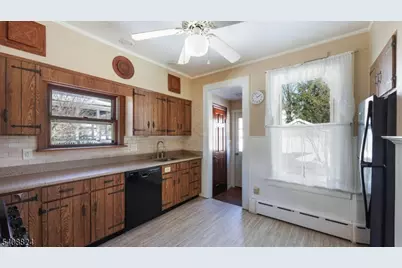 4 Sylvester St, Cranford Township, NJ 07016 - Photo 14