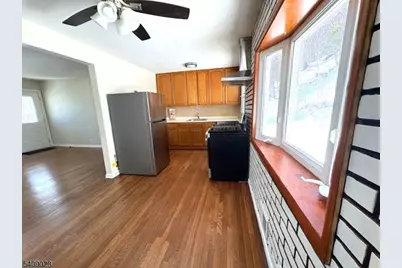 111 Watson Dr, Dover, NJ 07801 - Photo 6