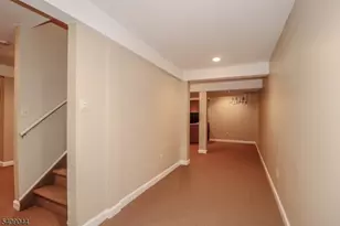 6 Bering Way, Franklin Township, NJ 08873 - Photo 40