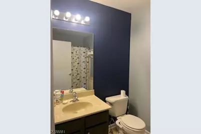 668 Honeybrook Cir, Lopatcong Township, NJ 08886 - Photo 12