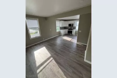 246-246A Main Ave, Long Hill Township, NJ 07980 - Photo 8