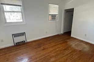 98 Broughton Ave, Bloomfield, NJ 07003 - Photo 4