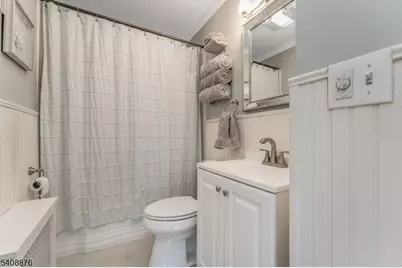 552 Foothill Rd, Bridgewater, NJ 08807 - Photo 16