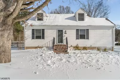 552 Foothill Rd, Bridgewater, NJ 08807 - Photo 2