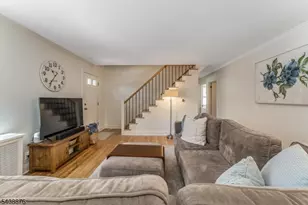 552 Foothill Rd, Bridgewater, NJ 08807 - Photo 6