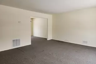 19 Grove St, Wanaque, NJ 07465 - Photo 4