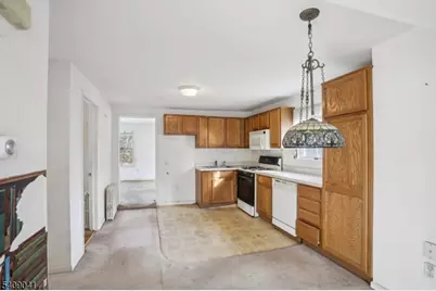 279 Genesee Ave, Englewood, NJ 07631 - Photo 18