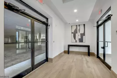 255 Ridge Rd #203, Lyndhurst Township, NJ 07071 - Photo 8