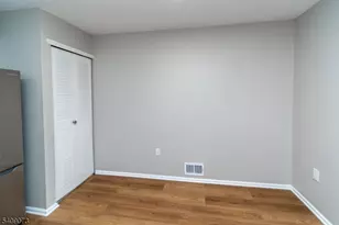 69 Fisher Dr, Franklin Township, NJ 08823 - Photo 10