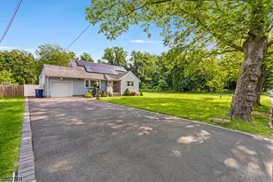 132 Parkside Rd, Plainfield, NJ 07060 - Photo 1