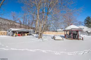 643 County Rd 517, Vernon, NJ 07461 - Photo 22