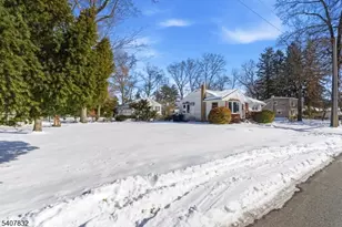 11 Cypress Ave, Lincoln Park, NJ 07035 - Photo 2