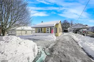 62 High St, Franklin, NJ 07416 - Photo 2