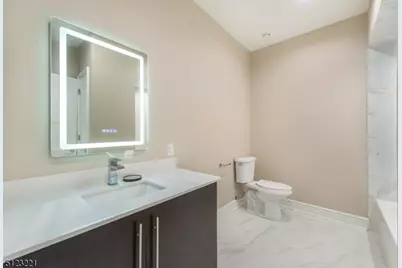 717 Preakness Ave, Totowa, NJ 07502 - Photo 8