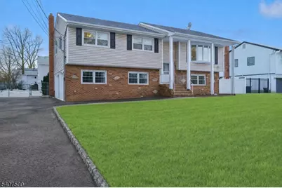 1120 Irving Ave, Westfield, NJ 07090 - Photo 2
