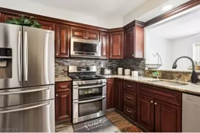 116 Harrow Dr, Franklin Township, NJ 08873 - Photo 4