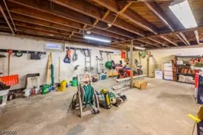 279 Amboy Ave, Woodbridge Township, NJ 07095 - Photo 20