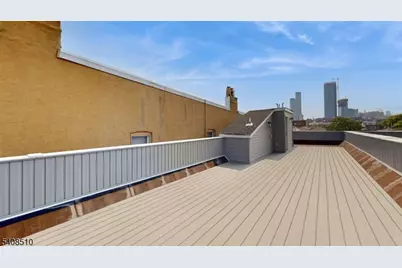 40 Wright Ave, Jersey City, NJ 07306 - Photo 26