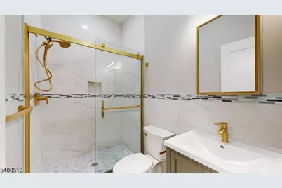 40 Wright Ave, Jersey City, NJ 07306 - Photo 24