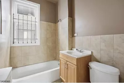 599 S 18th St, Newark, NJ 07103 - Photo 30