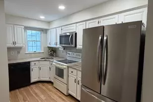 109 Alexandria Way Ondo, Bernards Township, NJ 07920 - Photo 2