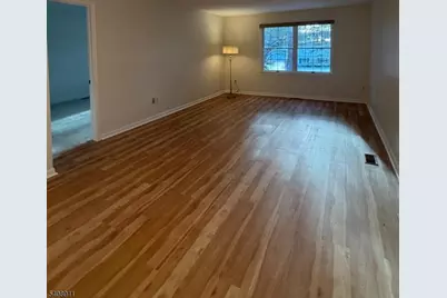 109 Alexandria Way Ondo, Bernards Township, NJ 07920 - Photo 4