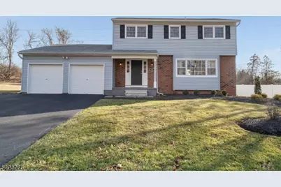 14 Dryden Ter, Lopatcong Township, NJ 08865 - Photo 2