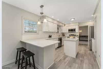 14 Dryden Ter, Lopatcong Township, NJ 08865 - Photo 8