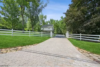 109 Mosle Road, Mendham Township, NJ 07931 - Photo 2