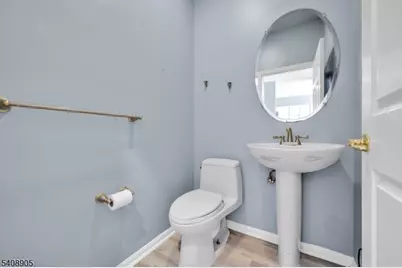 52 Gordon Cir, Parsippany, NJ 07054 - Photo 6