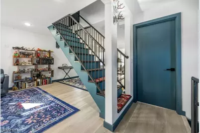 17 Mission St, Montclair, NJ 07042 - Photo 14