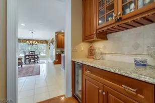 103 Emerald Valley Ln, Bernards Township, NJ 07920 - Photo 4