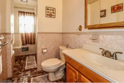 37 Patrick, Carteret, NJ 07008 - Photo 20