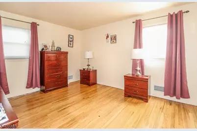 37 Patrick, Carteret, NJ 07008 - Photo 16