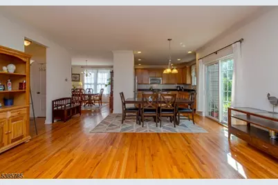 8 Comstock Ln, Montgomery Township, NJ 08558 - Photo 12