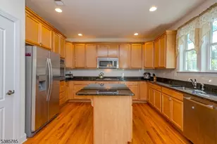 8 Comstock Ln, Montgomery Township, NJ 08558 - Photo 10