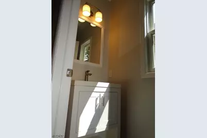 231 N 9th #A, Kenilworth, NJ 07033 - Photo 4