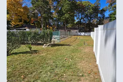 679 Haxtun Ave, Orange, NJ 07050 - Photo 2