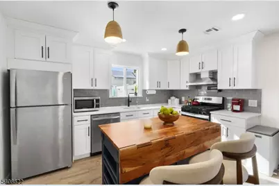 18 Mohawk Ave, Parsippany, NJ 07034 - Photo 10