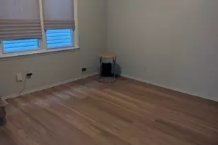 12 Colonial Dr, Bayonne, NJ 07002 - Photo 8